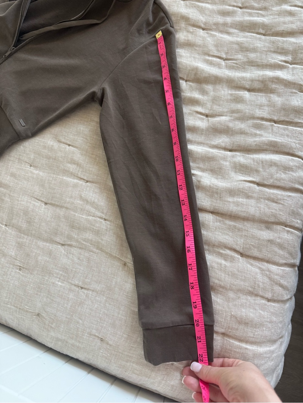 Vuori Compose Full Zip Hoodie Size Small in Espresso - Picture 10 of 10